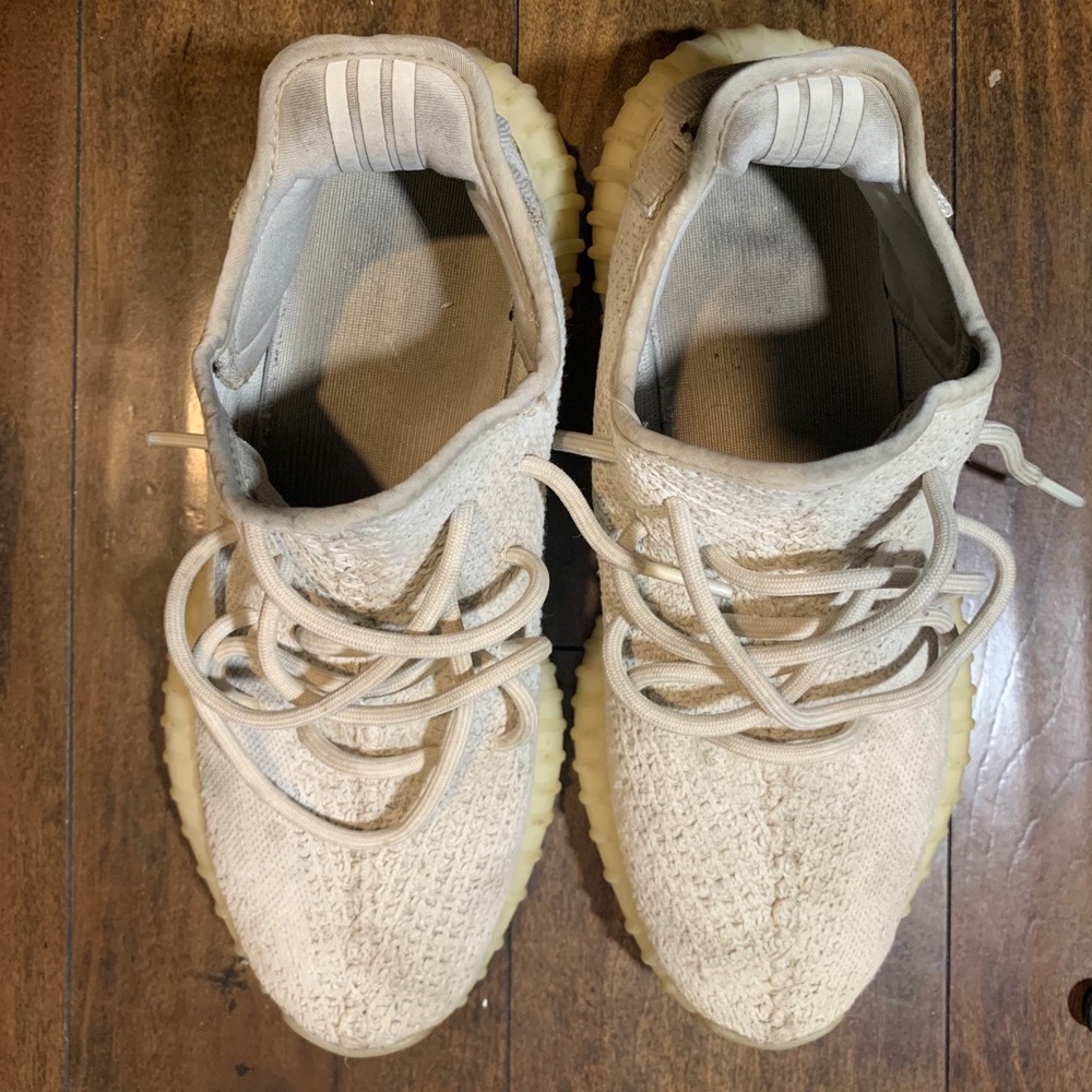 YEEZY BOOST 350 V2 CREAM WHITES